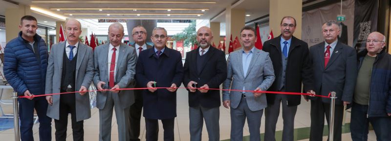 BAŞKANIMIZ IŞIK, SERGİ AÇILIŞINA KATILDI