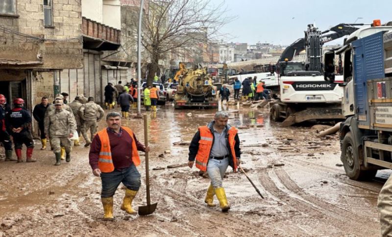 Şanlıurfa’da Sel Felaketinin Yaraları Sarılıyor