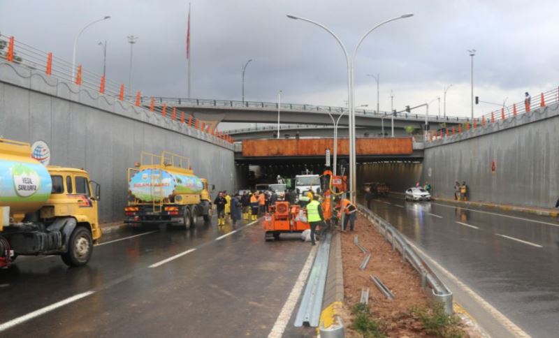 Şanlıurfa Büyükşehir Belediyesi, Abide Kavşağı Alt Tünelde Bakım Ve Onarım Çalışmasını Tamamladı