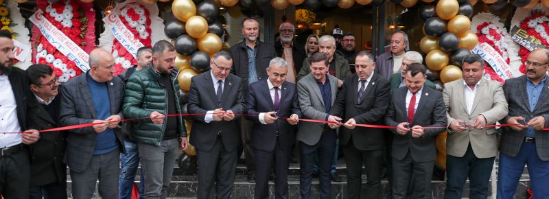 BAŞKANIMIZ IŞIK İŞ YERİ AÇILIŞINA KATILDI