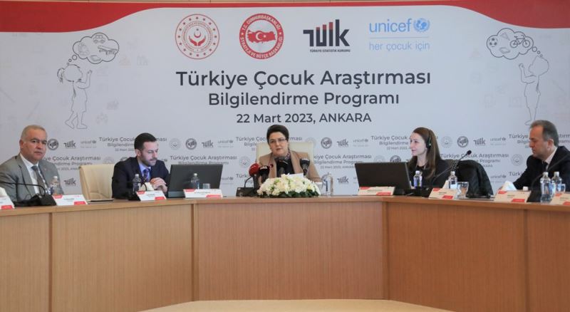 Bakanımız Derya Yanık TÜİK Türkiye Çocuk Araştırması Bilgilendirme Programı