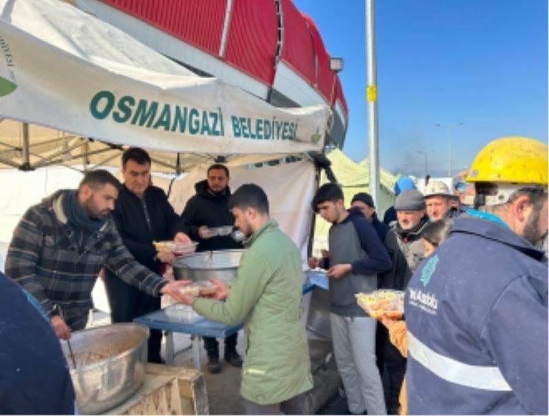 Osmangazi’den Deprem Bölgesine Gönül Sofraları