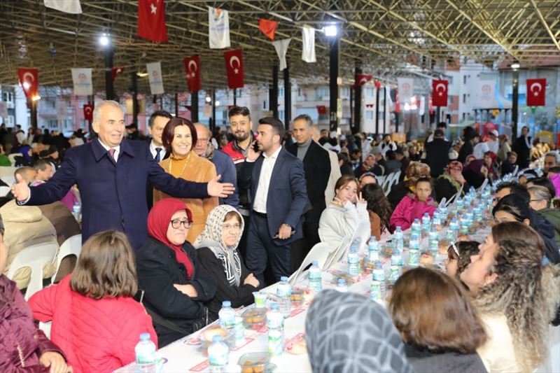 Büyükşehir’in gönül sofrası Değirmenönü’nde kuruldu