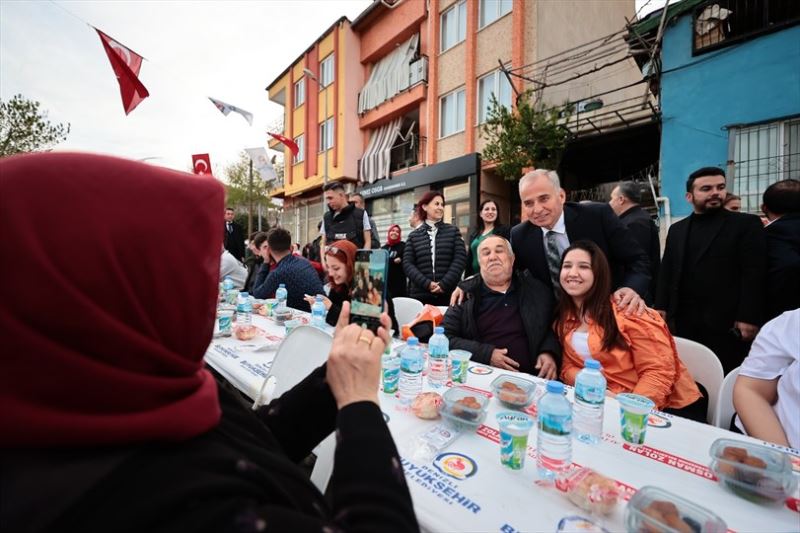 Büyükşehir’in iftar bereketi Akkonak’ta