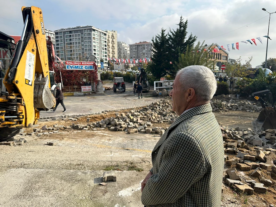 Balıkçı Kenan Tesisleri’nin otoparkının yıkımı sonrası Balıkçı Kenan Balcı’nın tepkisi.