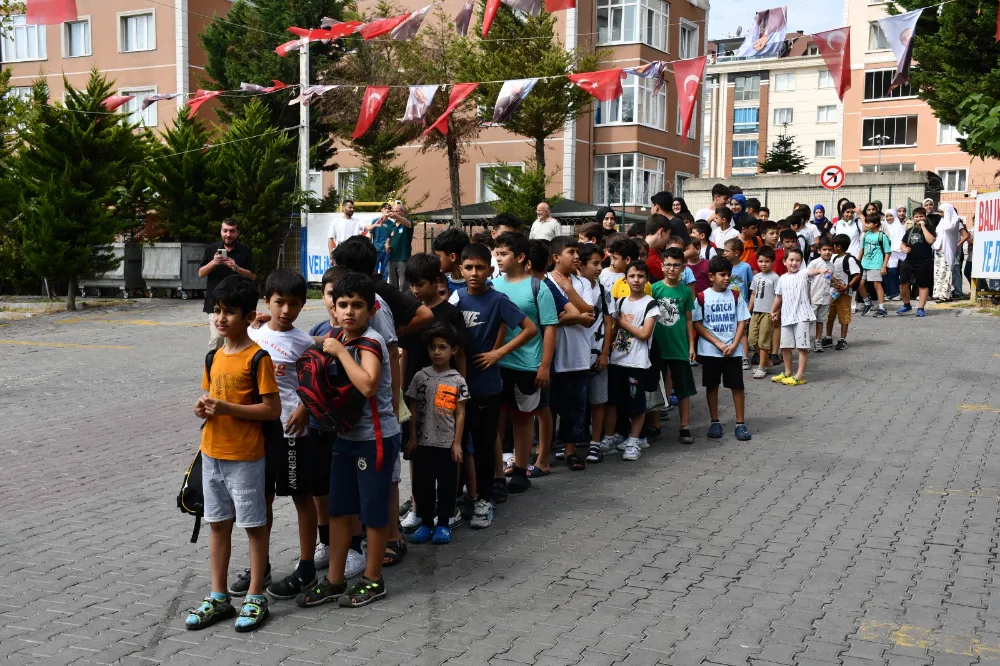 ÖĞRENCİLER DENİZ OKULUNDA BALIK VE DENİZİ ÖĞRENDİLER