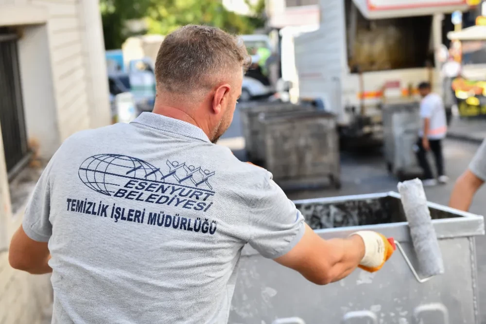 Ekipler Temiz Bir Esenyurt İçin Gece Gündüz Demeden Çalışıyor