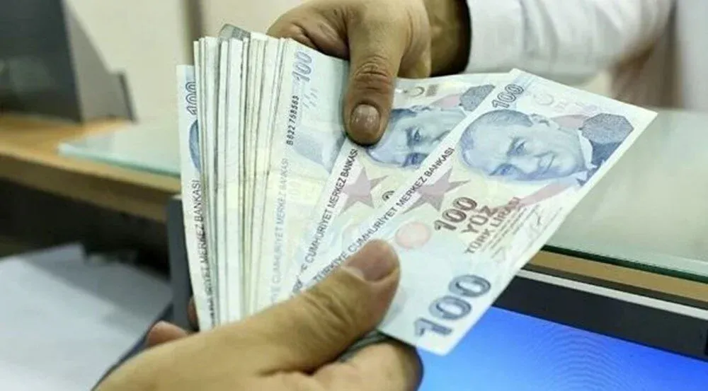 İBB Burs Başvuruları Başladı: Genç Üniversitelilere 15.000 TL Destek