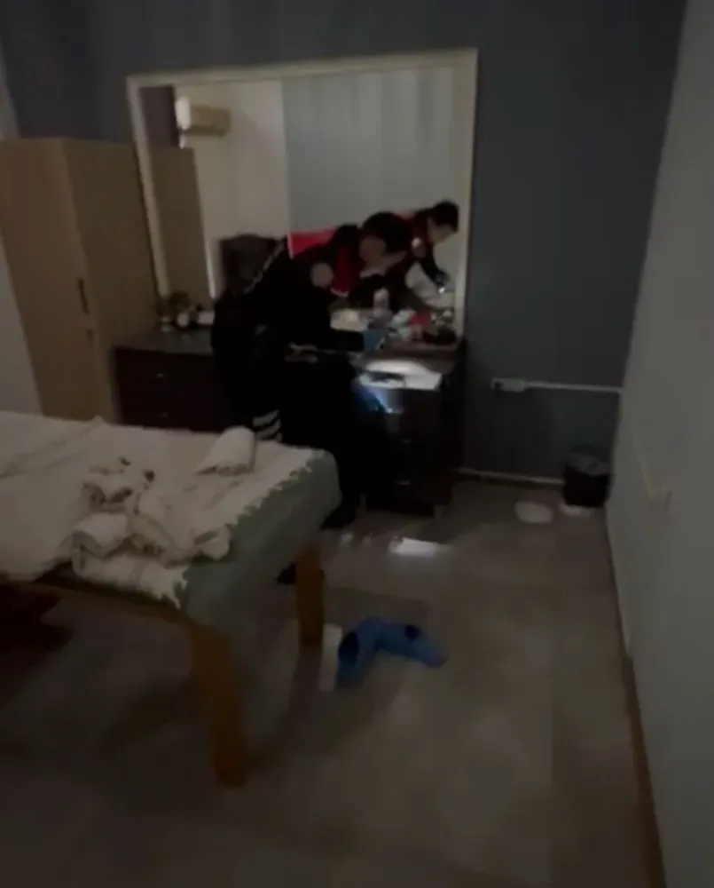 Masaj Salonlarına Fuhuş Operasyonu