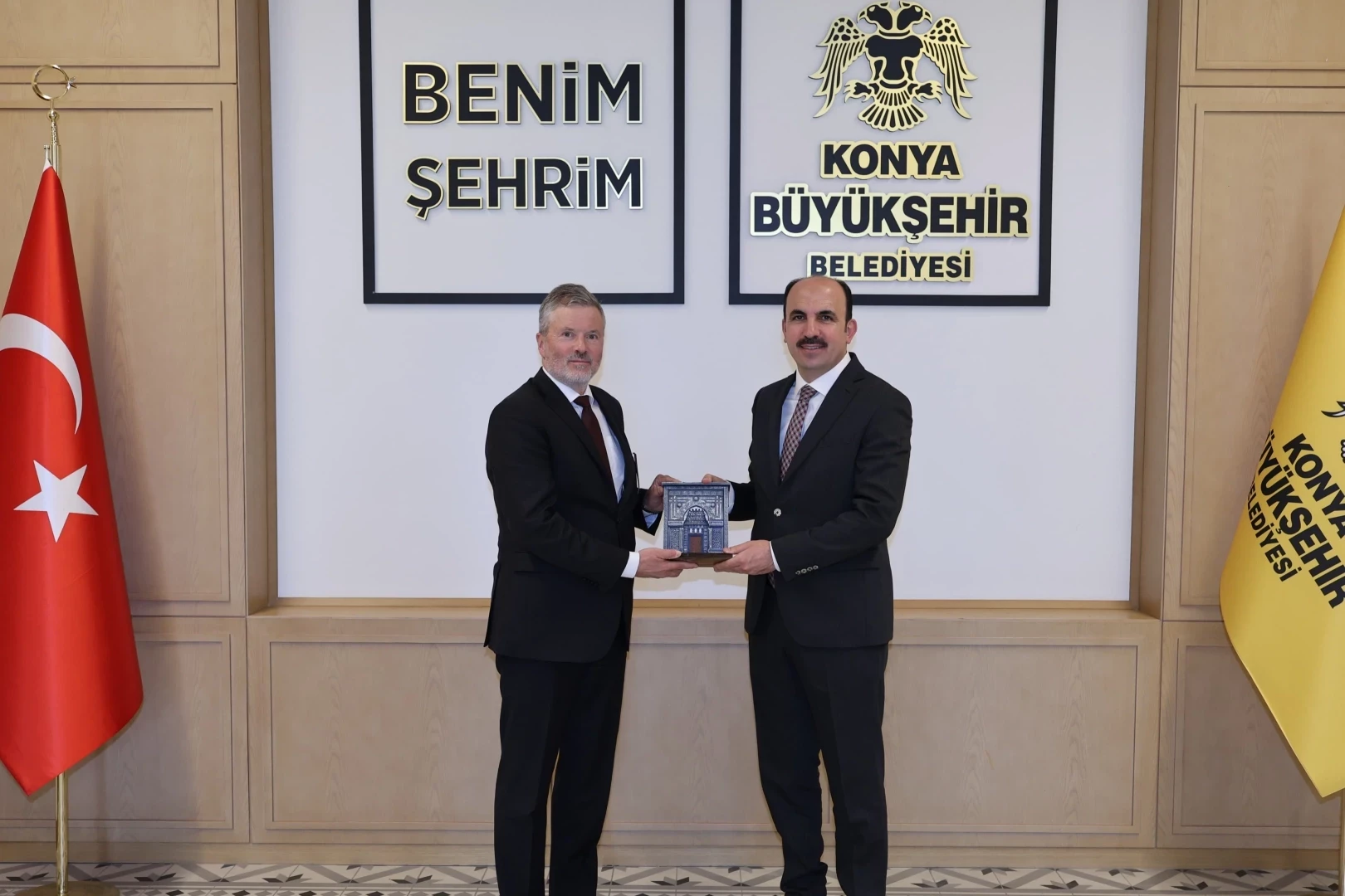  Büyükelçi