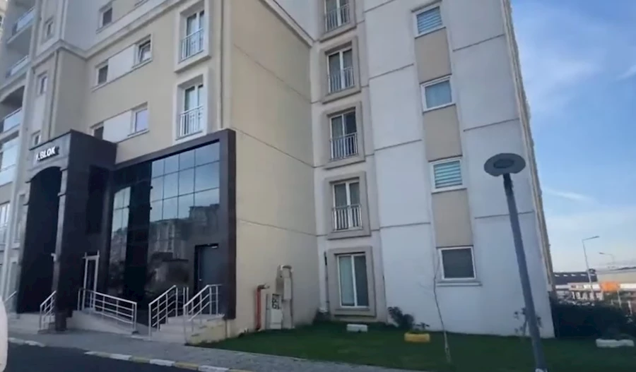 Bahçekent 654 Ada Sitesi dış görünümü, yeni yönetimle birlikte çevre ve bina bakımında örnek gösterilen yaşam alanı