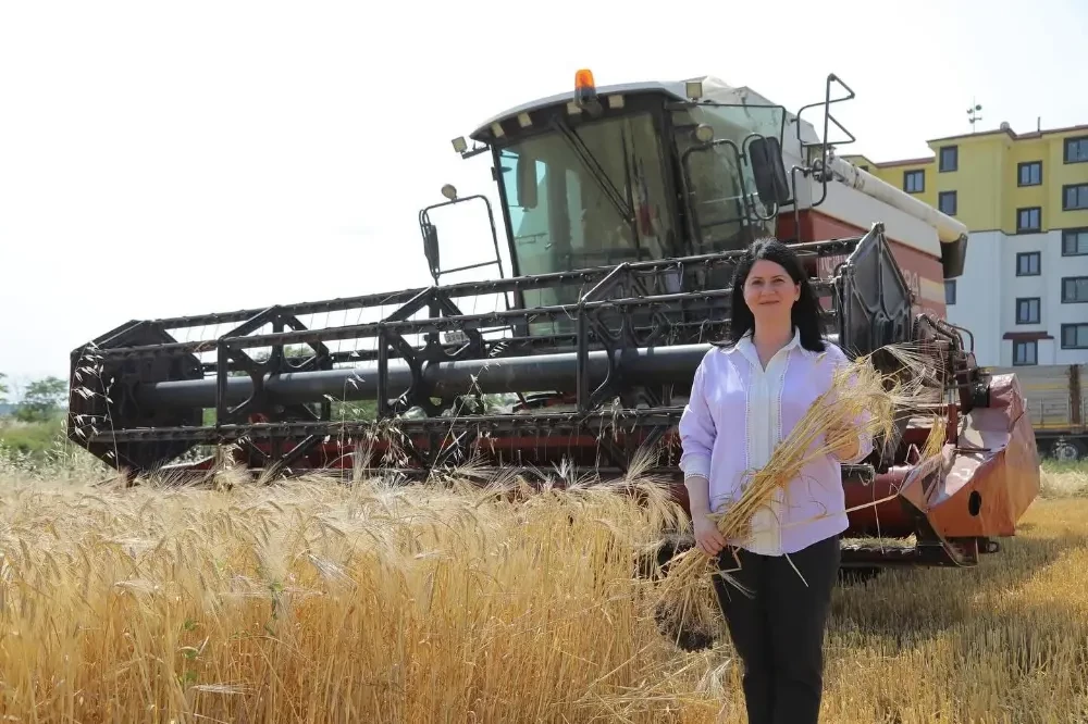 Arpa Hasadı Burs Oldu