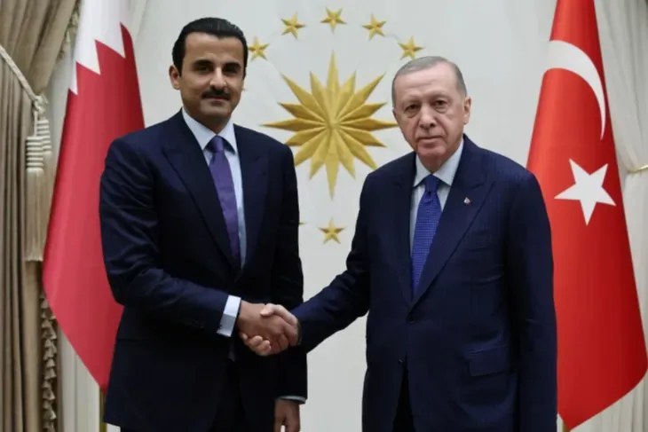 Erdoğan ve Katar Emiri Telefonda Görüştü