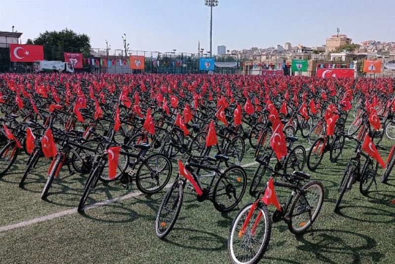 Gazi sehirli gençlere 100 bin bisiklet