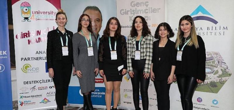 Antalya Genç Girisimciler Kampi basladi