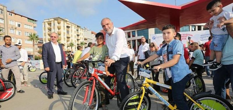 Canik’te Tüm Çocuklar Bisikletlerine Kavustu