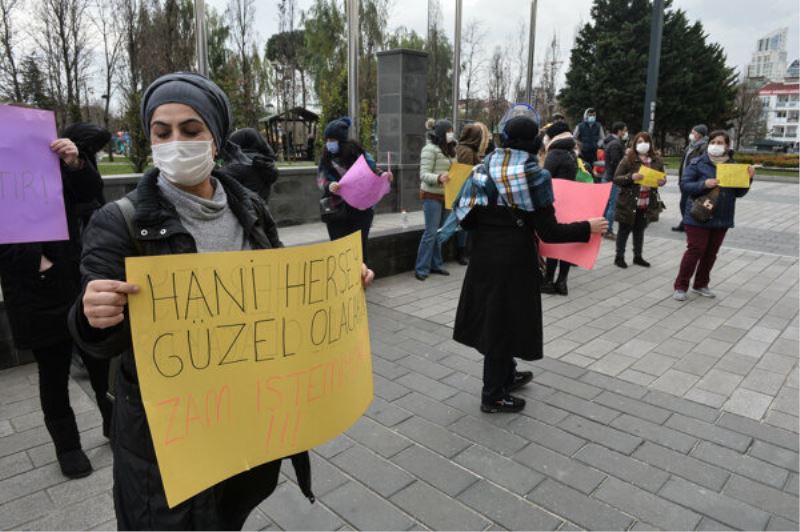 Kres zammina kadinlardan protesto